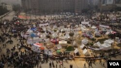 图片报道:埃及抗议风潮高涨
