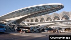 بهره برداری از این ترمینل‌ها زمینه کار را برای حدود ۷۰ هزار نفر مساعد می‌سازد