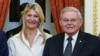 Senator Menendez i njegova supruga optuženi za primanje mita