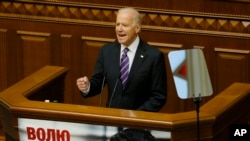 8일 존 바이든 미국 부통령이 우크라이나 의회에서 연설했다.