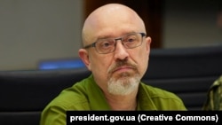 Як розповів український міністр оборони, однією з тем розмови з його американським колегою став дзвінок голови Пентагону міністру оборони Росії