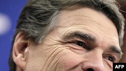 Texas ştatının qubernatoru seçki kampaniyasını başa vurub