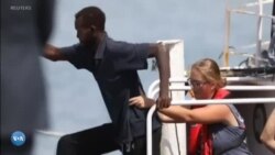 104 ስደተኛታት ጽዒና ንሓደ ሰሙን ኣብ ማእከላይ ባሕሪ ዝጸንሓት መርከብ ኢጣልያ ምእታዋ ተገሊጹ