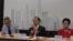 中华亚太精英交流协会举办香港观察的座谈会（美国之音张永泰拍摄）