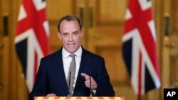 دامینیک راب، وزیر خارجۀ بریتانیا گفت که در مورد نقض حقوق بشری مسلمانان اویغور چین نگران است