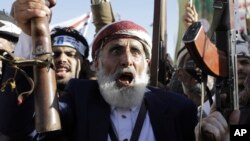 تصویری از چند ستیزه‌جوی حوثی