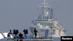 지난달 13일 필리핀 마닐라만에서 필리핀 해안경비대와 일본 해상자위대가 합동 해상 훈련을 실시했다. (자료사진)