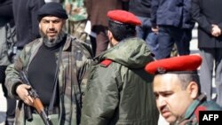 Arşîv: Hêzên Parastinê yên dewleta Sûriyê û çekdarên xwebexş yên alîkariya rejîma Sûrî dikin.