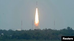 India's Polar Satellite Launch Vehicle (PSLV) C-21 blasts off from the Satish Dhawan space centre at Sriharikota, north of the southern Indian city of Chennai, September 9, 2012. 