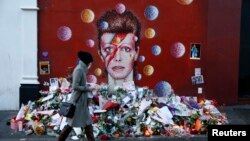 دیوید بویی که سال گذشته درگذشت، سرطان داشت. 