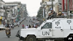 联合国维和人员在利比里亚首都蒙罗维亚街头巡逻。 （资料照片）
