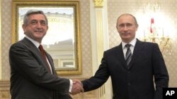 Ռուսաստանի վարչապետ Պուտինի հանդիպումը Հայաստանի նախագահ Սարգսյանի հետ (արխիվային լուսանկար)