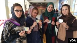 زنان افغان حین رای دهی