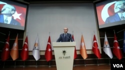 سخرانی رجب طیب اردوغان رئیس جمهوری ترکیه پس از عضویت مجدد در حزب حاکم عدالت و توسعه - ۱۲ اردیبهشت ۱۳۹۶ 