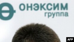 Rusiya milyarderi siyasi partiyanın lideri seçilib