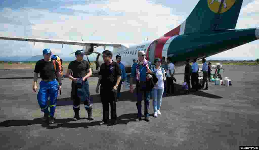 ခါကာဘိုရာဇီက ပျောက်ဆုံးရဟတ်နဲ့ ပျောက်ဆုံး တောင်တက်သမား ၂ ဦးကို ရှာဖွေကယ်ဆယ်ရေးအဖွဲ့ (ဓာတ်ပုံ ထူးဖောင်ဒေးရှင်း) 