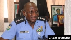 IBRAHIM K. IDRIS, babban sifeton 'yansandan Najeriya wadanda ya kamata a horar dasu akan aiki cikin tsarin dimkradiya