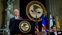 Le procureur général Jeff Sessions lors d'un sommet sur la liberté religieuse au ministère de la Justice, le 30 juillet 2018.