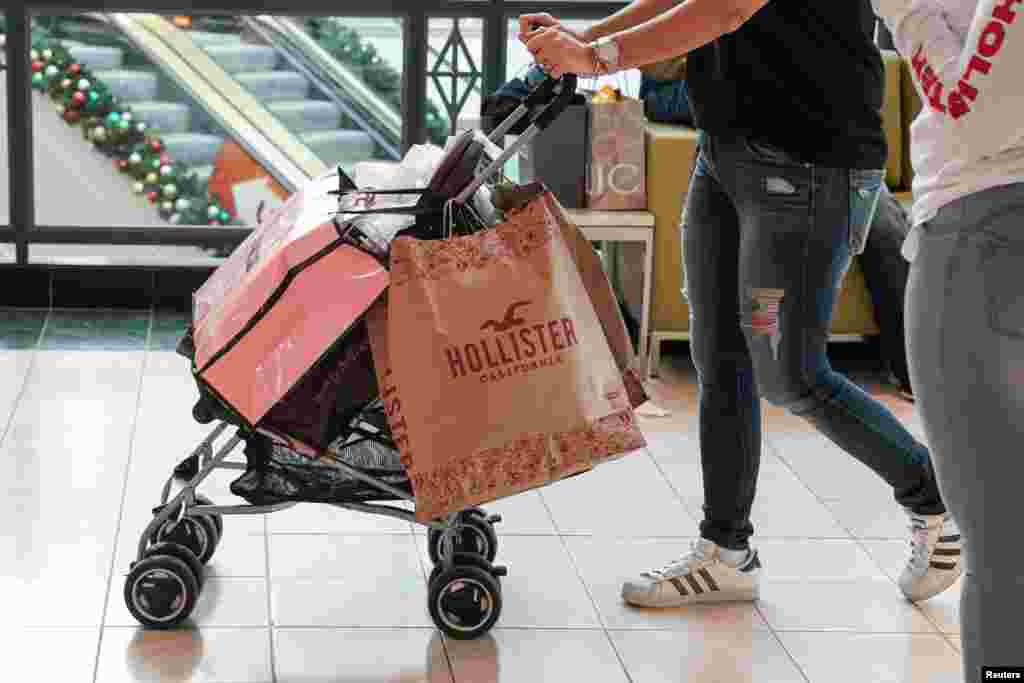 შავი პარასკევი, აშშ