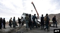 در میان زخیمان این رویداد، څارمن حاجی اکا، قومندان پولیس محلی ولسوالی میوند نیز شامل است.