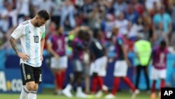 لیونل میسی، کاپتان ارجنتاین، از ۲۰۰۲ به این سو در جام های جهانی فوتبال حضور داشته و احتمال حضور مجدد وی در ۲۰۲۲ کمتر وجود دارد