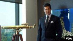 رسانه های ایران می گویند رضا ضراب، ۳۴ ساله در دور زدن تحریم های ایران به بابک زنجانی کمک می کرد. 