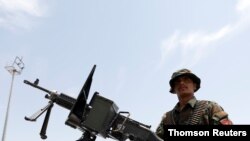 یک نیروی امنیتی افغان - آرشیو