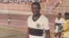 Georges Weah en 1988, en maillot du Tonnerre de Yaoundé. 