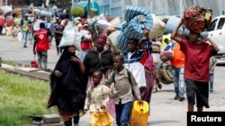 逃出戈马的刚果民众返回刚果民主共和国。(2025年1月30日)