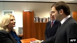 Vazhdojnë edhe sot bisedimet Kosovë - Serbi