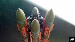 미 공군의 공대지 정밀유도폭탄 GBU-31(with JDAM tail kit).