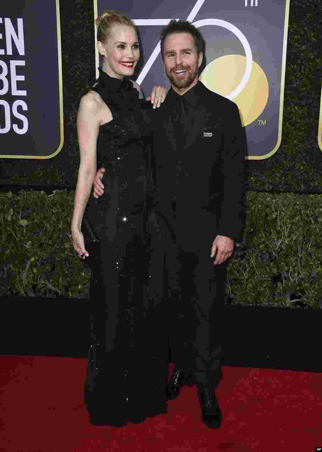 &laquo;سم راکویل&raquo; (راست) توانست جایزه بهترین بازیگر نقش&nbsp; مکمل مرد را برای بازی در فیلم &laquo;سه بیلبورد خارج از ابینگ، میزوری&raquo; ببرد.