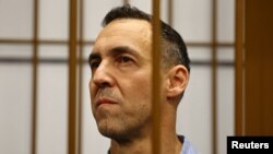 Французский исследователь Лоран Винатье во время судебного заседания в Москве, Россия, 14 октября 2024 года. REUTERS/Евгения Новоженина