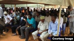 Koomishineeriin UNHCR Dhadhaab daawwate. 