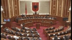 Shqipëri: Parlamenti miraton paketën fiskale
