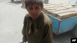 اطفال کارگر در سرحد تورخم با پاکستان