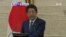 VOA60 DUNIYA: Firai Ministan Japan Shizo Abe Ya Dage Dokar Ta Baci Ta Coronavirus A Birnin Tokyo A Yau Litinin