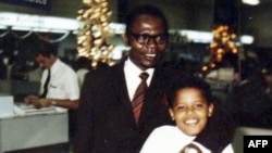 Prezident Obama Atalar günü münasibətilə amerikalılara təbriklərini çatdırıb