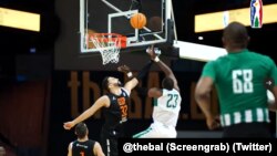 Karawar AS Dounes Senegal da GS Algeria a gasar BAL da ake yi a Kigali Rwanda