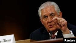 렉스 틸러슨 미국 국무장관. 틸러슨 장관은 취임후 윤병세 한국 외교장관과의 통화에서 한반도 사드 배치를 계획대로 추진해 나가는데 의견을 같이 했었다.