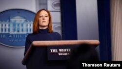 جن ساکی در جریان کنفرانس خبری روز دوشنبه در کاخ سفید