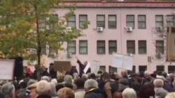 Protesti penzionera pred Vladom FBiH