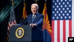 جو بایدن در آریزونا 