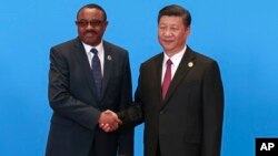 ጠቅላይ ሚኒስትር ሀይለማርያም ደሳለኝ እና የቻይና ፕሬዚዳንት ጂንፒንግ 