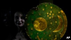 لوح ۳۶۰۰ساله نبراسکا، گل سرسبد این نمایشگاه است و احتمال میرود کهن‌ترین طرح ساخت بشر از کیهان باشد