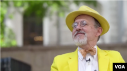 Penulis Novel 60 detik, Dan Hurley di New York (dok: VOA)