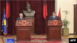 Kosova dhe Shqipëria i përgjigjen njëzëri raportit të Dik Martit