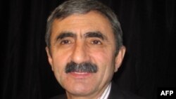 Aslan İsmayılov: Mülkiyyət məhkəmə qərarı olmadan da vətəndaşın əlindən alınır (Audio)