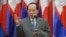 Foreign Minister Hor Namhong at the map handover ceremony from the French Embassy, Peace Palace, Cambodia, on September 03, 2015. (Hean Socheata/VOA Khmer)