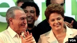 زمانی که دیلما روسف (راست) در انتخابات ۲۰۱۰ پیروز شد و میشل تمر (چپ) معاون او بود.